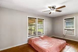 112 W Hackberry St, Malone, TX 76660 - Photo 17