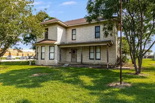 112 W Hackberry St, Malone, TX 76660 - Photo 9