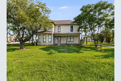 112 W Hackberry Street, Malone, TX 76660 - Photo 37