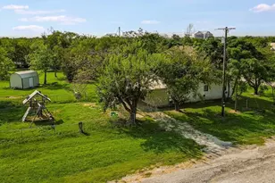 112 W Hackberry St, Malone, TX 76660 - Photo 35