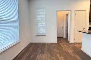 713 N Wood St, Denton, TX 76209 - Photo 11