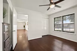 2422 Mockingbird Ln, Garland, TX 75042 - Photo 17