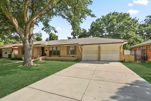 2422 Mockingbird Ln, Garland, TX 75042 - Photo 31
