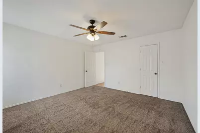 10 W Meadow Lane, Bedford, TX 76021 - Photo 21