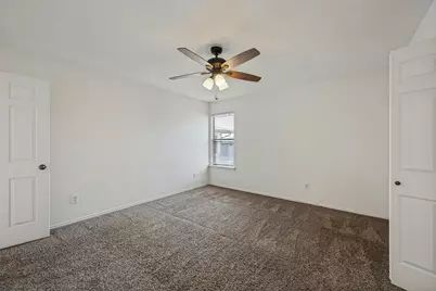 10 W Meadow Lane, Bedford, TX 76021 - Photo 17