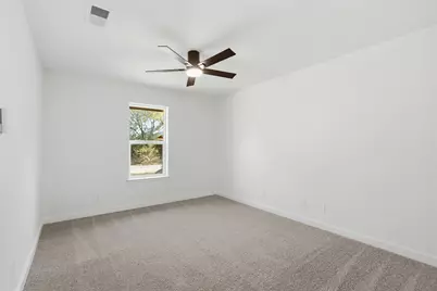 527 W Aubrey Street, Pilot Point, TX 76258 - Photo 11