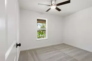 527 W Aubrey St, Pilot Point, TX 76258 - Photo 15