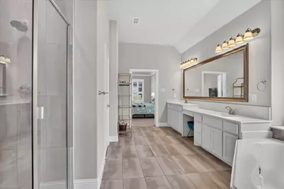 1070 Mickelson Drive, Granbury, TX 76048 - Photo 25
