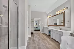 1070 Mickelson Dr, Granbury, TX 76048 - Photo 25