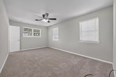 5900 Whitman Avenue, Fort Worth, TX 76133 - Photo 17