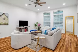 2305 Worthington St, Dallas, TX 75204 - Photo 1