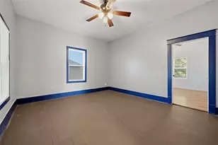 605 E Woodard St, Denison, TX 75021 - Photo 5