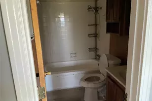 219 Playdium Dr, West, TX 76691 - Photo 7