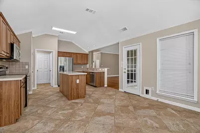 1004 Eden Street, Burleson, TX 76028 - Photo 3