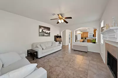 11005 Fawn Valley Drive, Fort Worth, TX 76140 - Photo 5