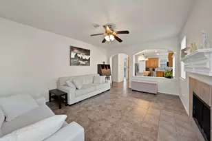 11005 Fawn Valley Dr, Fort Worth, TX 76140 - Photo 5