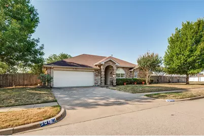 901 McComb Lane, Cedar Hill, TX 75104 - Photo 3