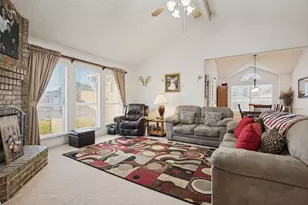 901 McComb Ln, Cedar Hill, TX 75104 - Photo 7