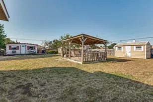 901 McComb Ln, Cedar Hill, TX 75104 - Photo 23