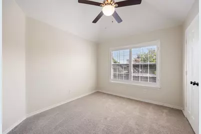 2405 Greenwich Drive, Carrollton, TX 75006 - Photo 15