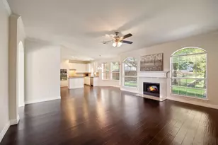 2405 Greenwich Dr, Carrollton, TX 75006 - Photo 7