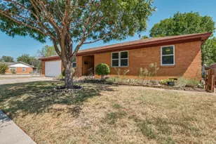 5020 Susan Lee Ln, North Richland Hills, TX 76180 - Photo 3