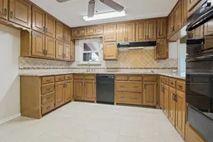 5020 Susan Lee Ln, North Richland Hills, TX 76180 - Photo 11