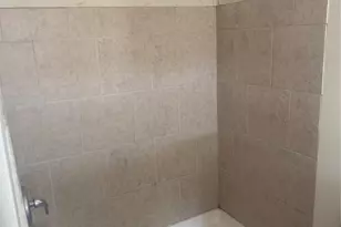 5518 Water View Dr, Granbury, TX 76048 - Photo 5