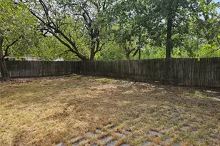 2503 Stanford St, Greenville, TX 75401 - Photo 3
