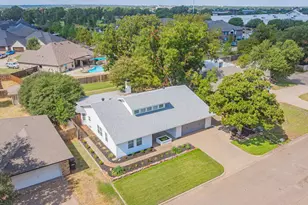 1202 Red Bird Ln, Granbury, TX 76048 - Photo 37