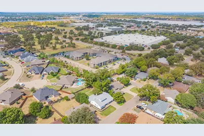 1202 Red Bird Lane, Granbury, TX 76048 - Photo 39