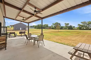 208 Chicken Field Rd, Whitewright, TX 75491 - Photo 31