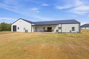 208 Chicken Field Rd, Whitewright, TX 75491 - Photo 33