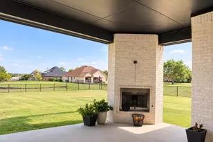 4009 Twin Hls Ct, Joshua, TX 76058 - Photo 17