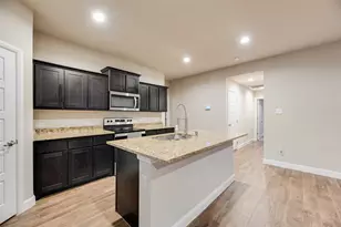 716 Griffith Pk Trl, Alvarado, TX 76009 - Photo 5