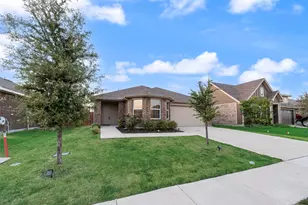 716 Griffith Pk Trl, Alvarado, TX 76009 - Photo 1