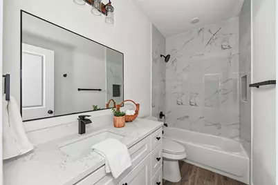5824 Stonegate Circle, Granbury, TX 76048 - Photo 7
