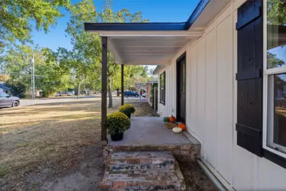 1047 Davis Street N, Sulphur Springs, TX 75482 - Photo 5