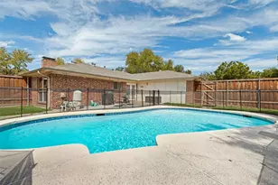822 Century Park Dr, Garland, TX 75040 - Photo 25