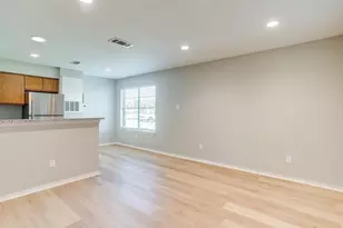 101 W Eldred, Burleson, TX 76028 - Photo 5