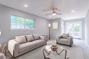 12326 Dandridge Dr, Dallas, TX 75243 - Photo 5