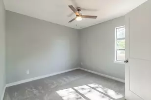 12326 Dandridge Dr, Dallas, TX 75243 - Photo 23