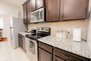 610 Milas Ln, Glenn Heights, TX 75154 - Photo 9