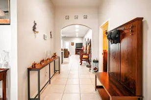 610 Milas Ln, Glenn Heights, TX 75154 - Photo 3