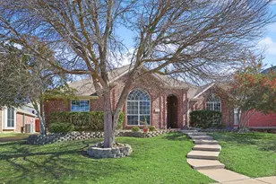 6920 Emerald Coast Dr, Plano, TX 75074 - Photo 3