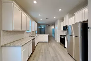 2337 Larimar Dr, Little Elm, TX 76227 - Photo 5