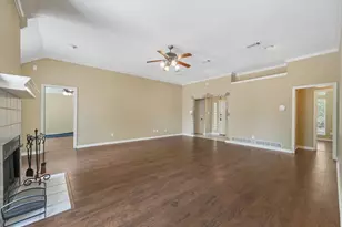 2129 Whetstone Dr, Corinth, TX 76210 - Photo 5