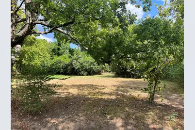 1024 NE 3rd Street, Paris, TX 75460 - Photo 1