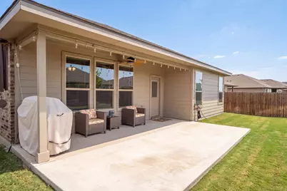 146 Hawksbill Lane, Rhome, TX 76078 - Photo 33