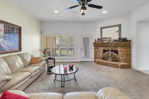 5235 Clover Haven St, Dallas, TX 75227 - Photo 11